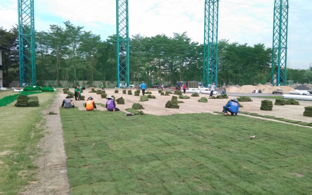งานปลูกหญ้านวลน้อย สนามกอล์ฟโพธาลัย