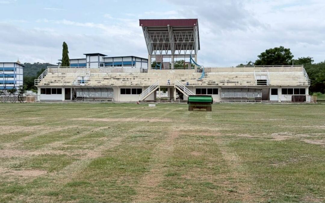 งาน Top ทราย โรงเรียนกีฬานครสวรรค์
